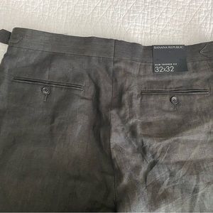 Men’s Banana Republic dress pants NWT